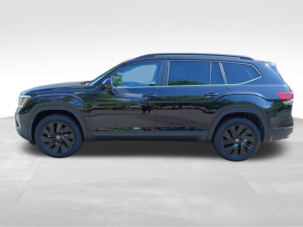 new 2025 Volkswagen Atlas car, priced at $44,246