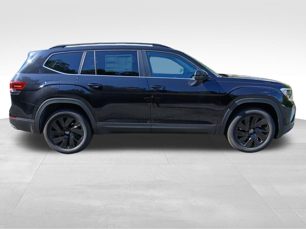 new 2025 Volkswagen Atlas car, priced at $40,946