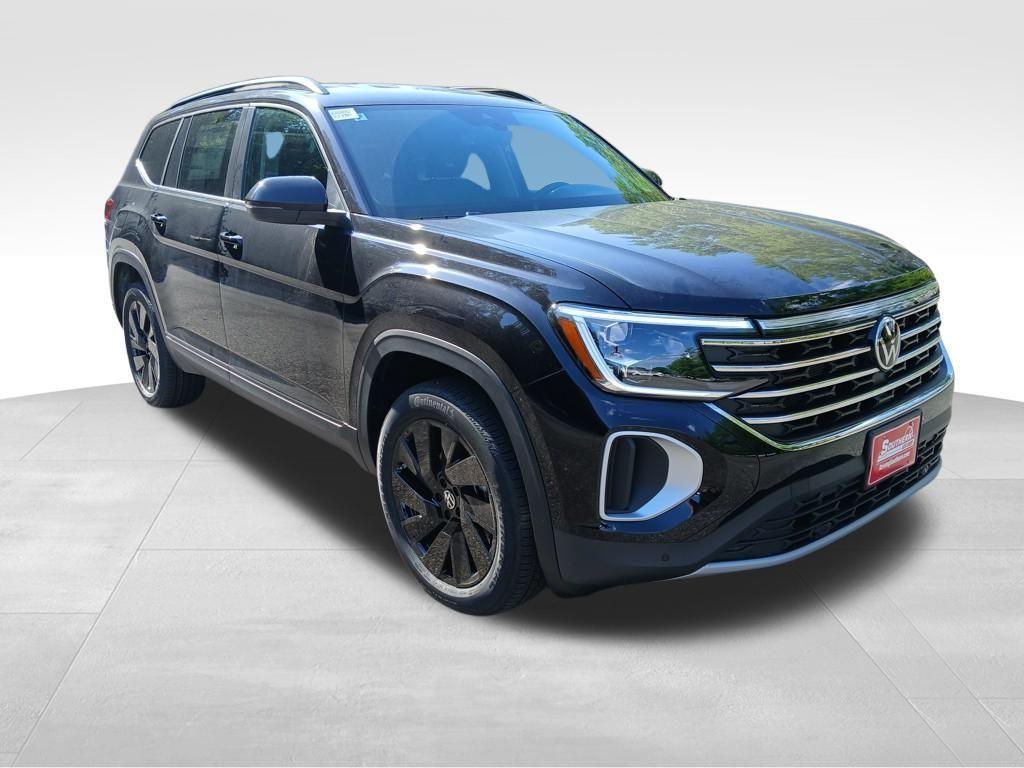 new 2025 Volkswagen Atlas car, priced at $40,946