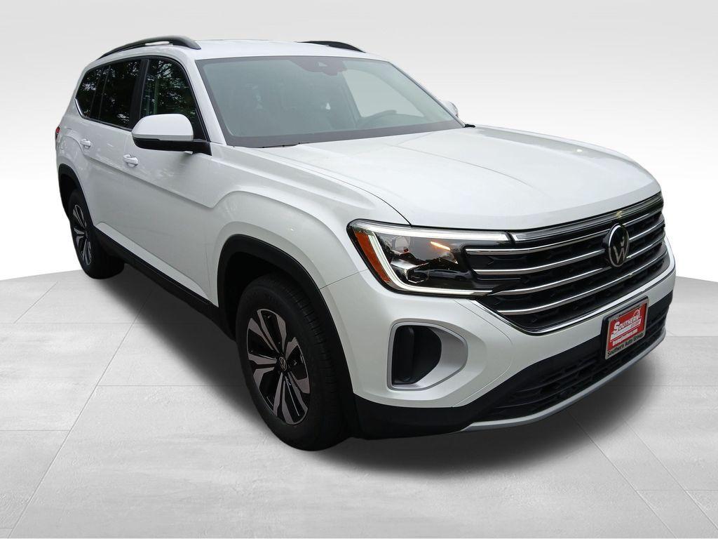 new 2026 Volkswagen Atlas car, priced at $42,389