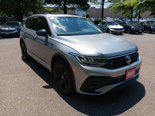 new 2024 Volkswagen Tiguan car, priced at $33,050