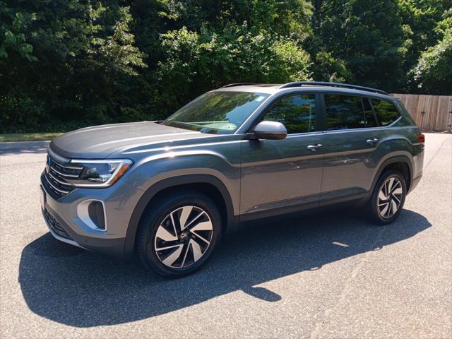 new 2024 Volkswagen Atlas car, priced at $41,039