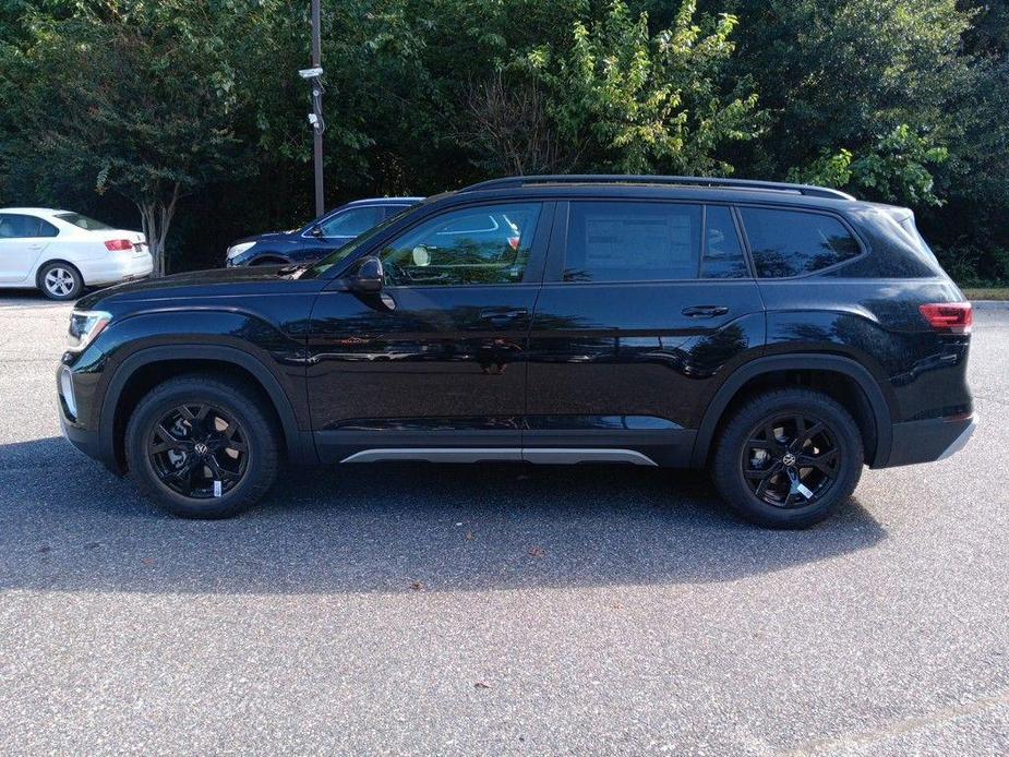 new 2024 Volkswagen Atlas car, priced at $43,603