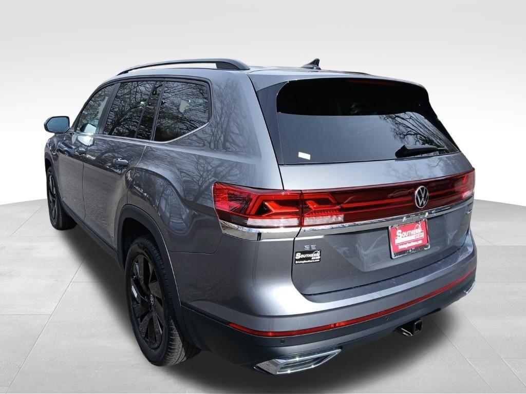 new 2025 Volkswagen Atlas car, priced at $44,680