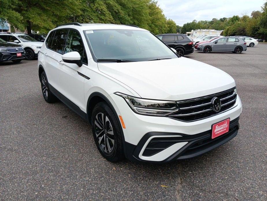 new 2024 Volkswagen Tiguan car, priced at $27,775