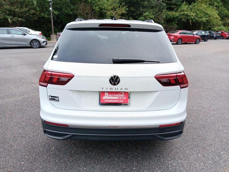 new 2024 Volkswagen Tiguan car, priced at $27,775