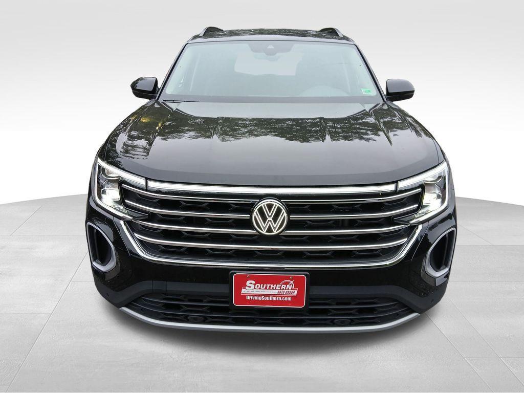 new 2026 Volkswagen Atlas car, priced at $45,298
