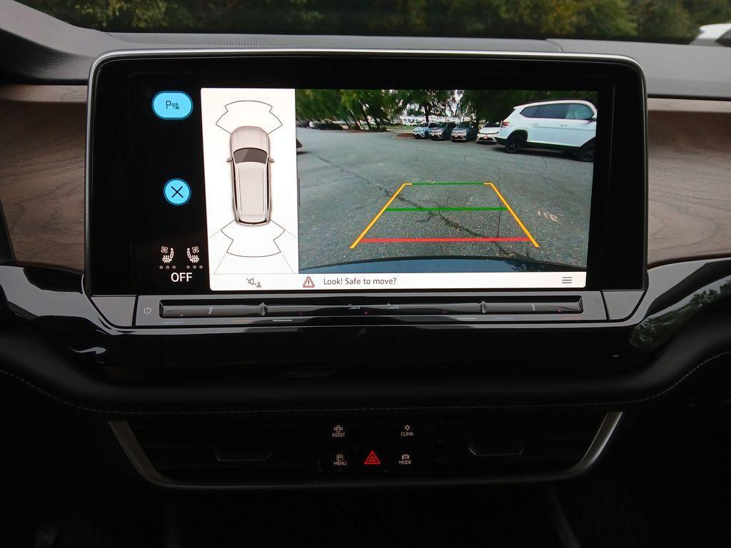 new 2026 Volkswagen Atlas car, priced at $45,298