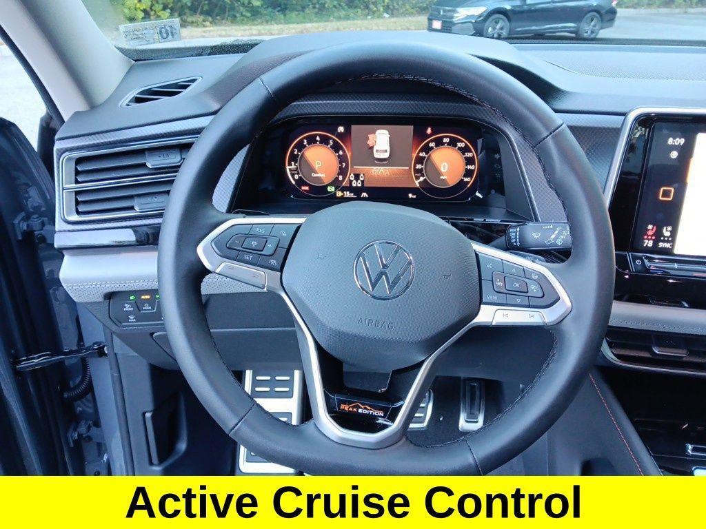 new 2025 Volkswagen Atlas car, priced at $46,750