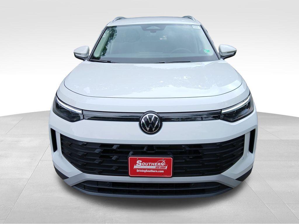new 2025 Volkswagen Tiguan car, priced at $31,766