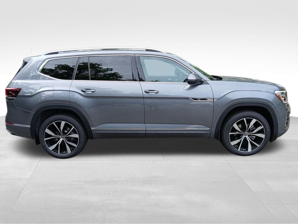new 2025 Volkswagen Atlas car, priced at $56,123