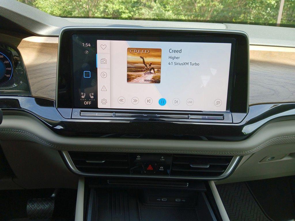 new 2025 Volkswagen Atlas car, priced at $39,363