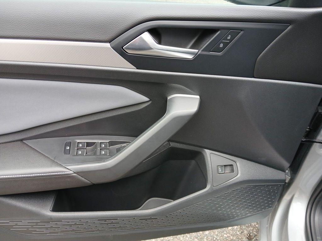 new 2025 Volkswagen Jetta car, priced at $27,152