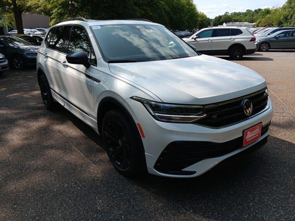 new 2024 Volkswagen Tiguan car, priced at $33,768