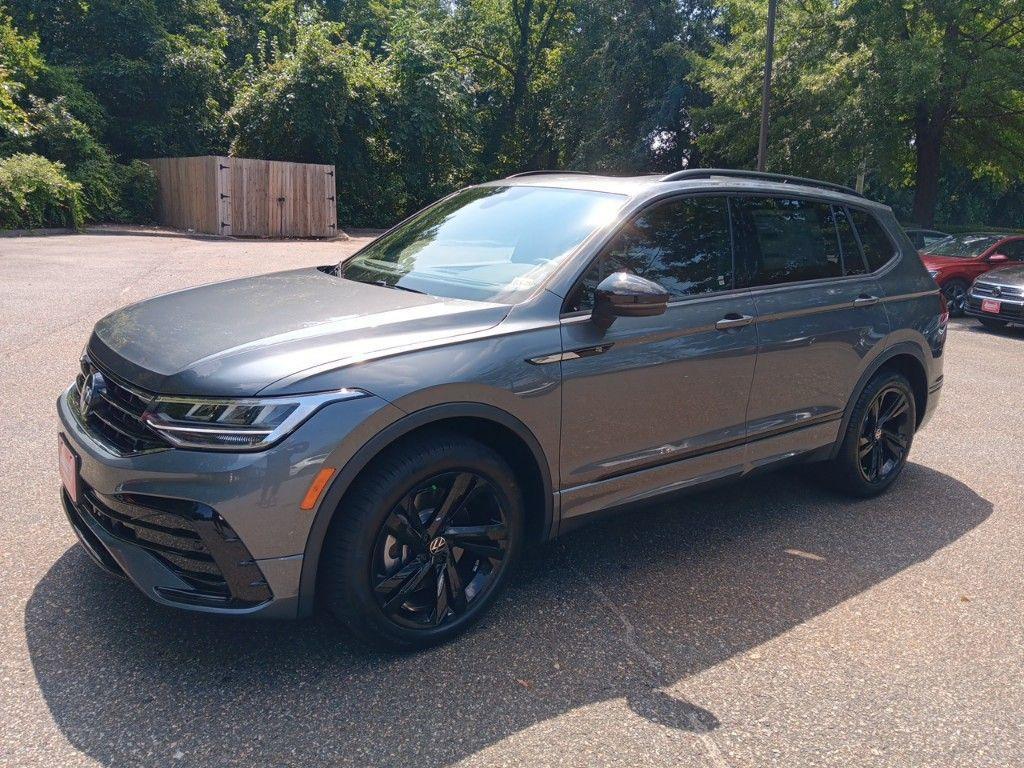 new 2024 Volkswagen Tiguan car, priced at $33,389