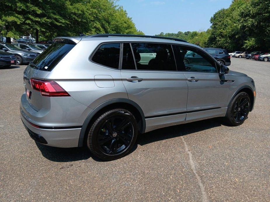 new 2024 Volkswagen Tiguan car, priced at $33,389