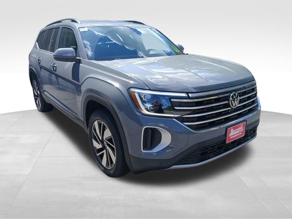new 2025 Volkswagen Atlas car, priced at $40,127