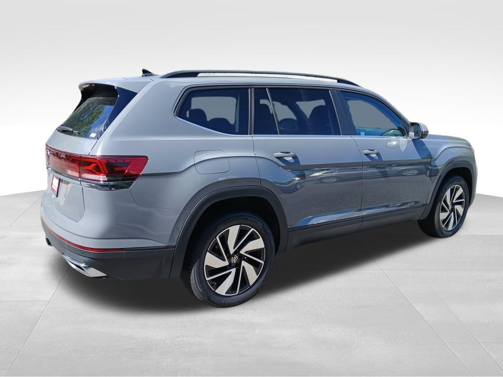 new 2025 Volkswagen Atlas car, priced at $40,127