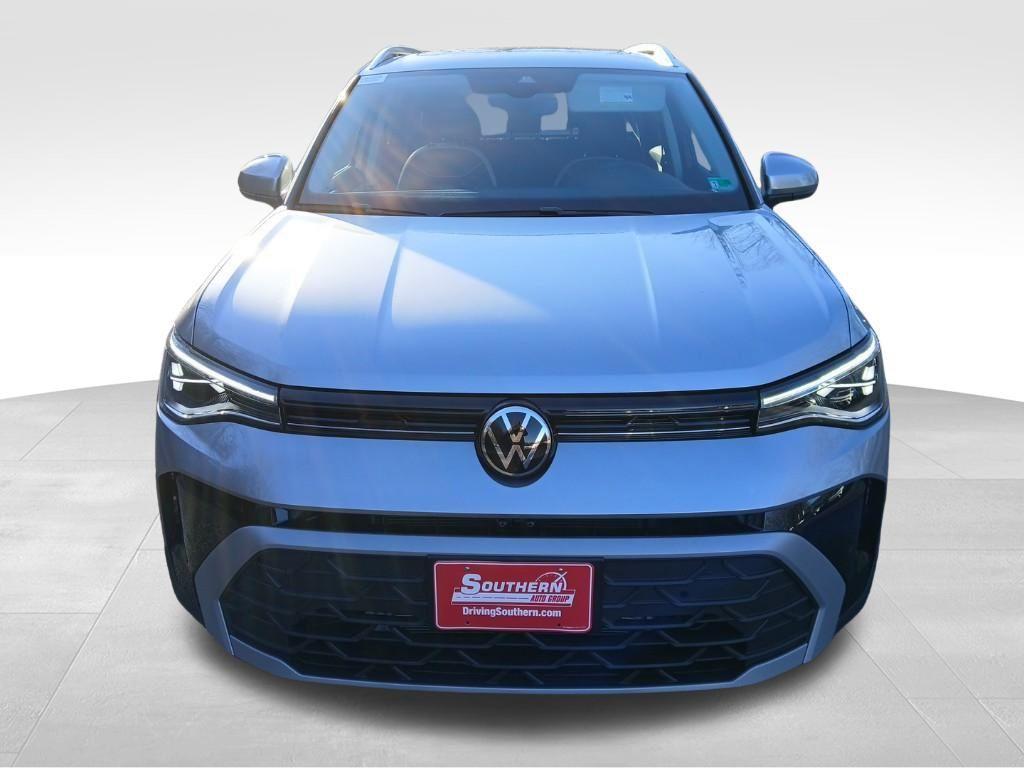 new 2025 Volkswagen Taos car, priced at $29,368