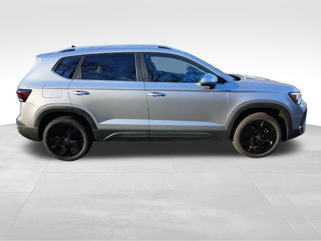 new 2025 Volkswagen Taos car, priced at $29,368