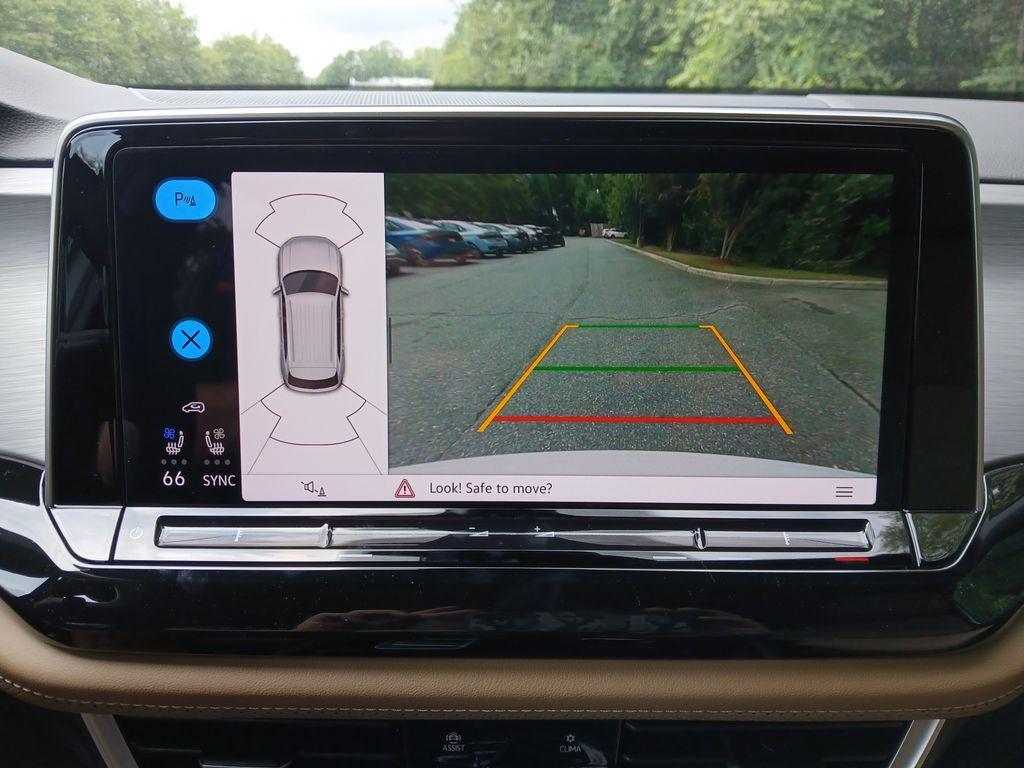 new 2026 Volkswagen Atlas Cross Sport car, priced at $48,132