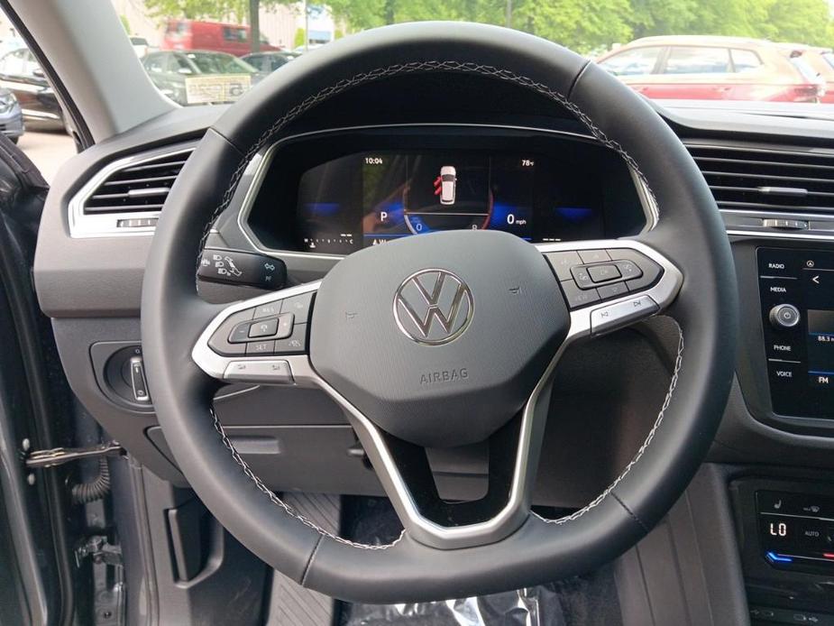 new 2024 Volkswagen Tiguan car, priced at $32,185