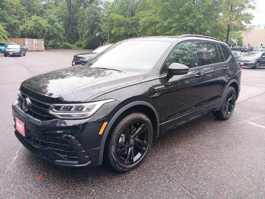 new 2024 Volkswagen Tiguan car, priced at $34,799