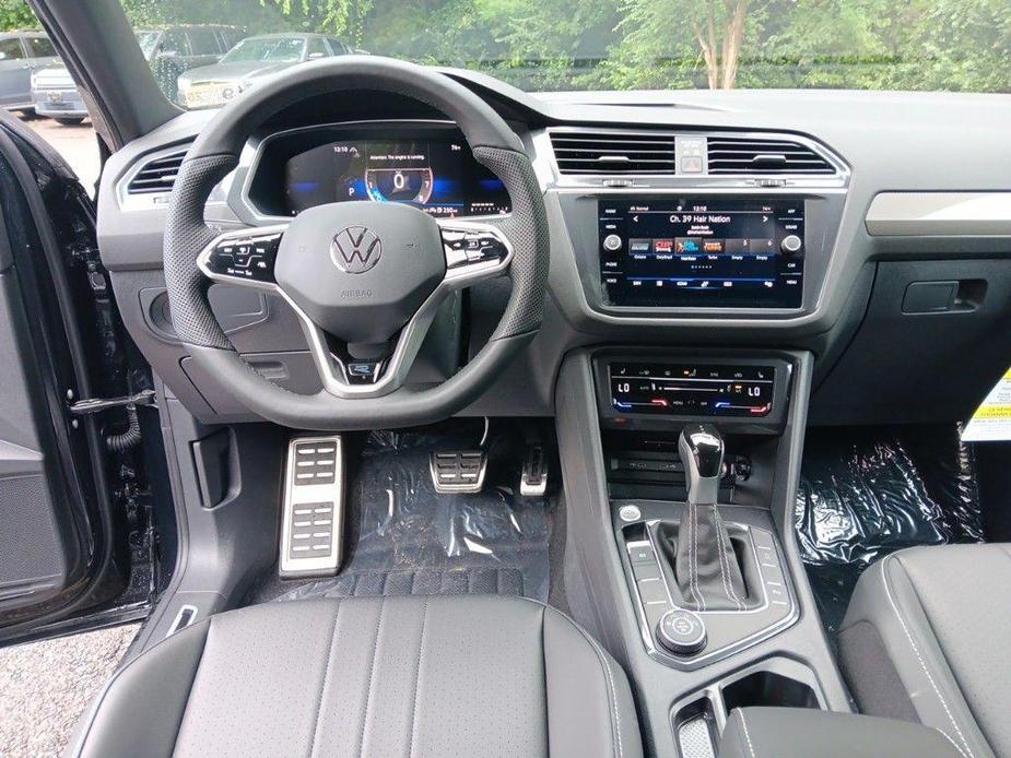 new 2024 Volkswagen Tiguan car, priced at $34,799