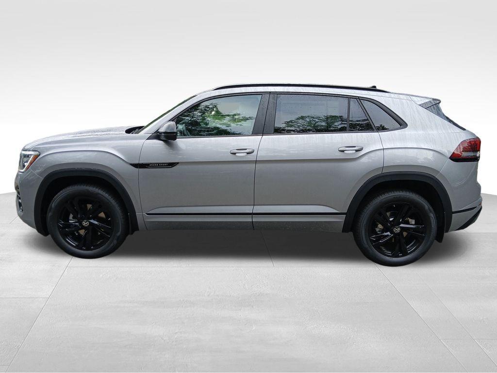 new 2026 Volkswagen Atlas Cross Sport car, priced at $52,970