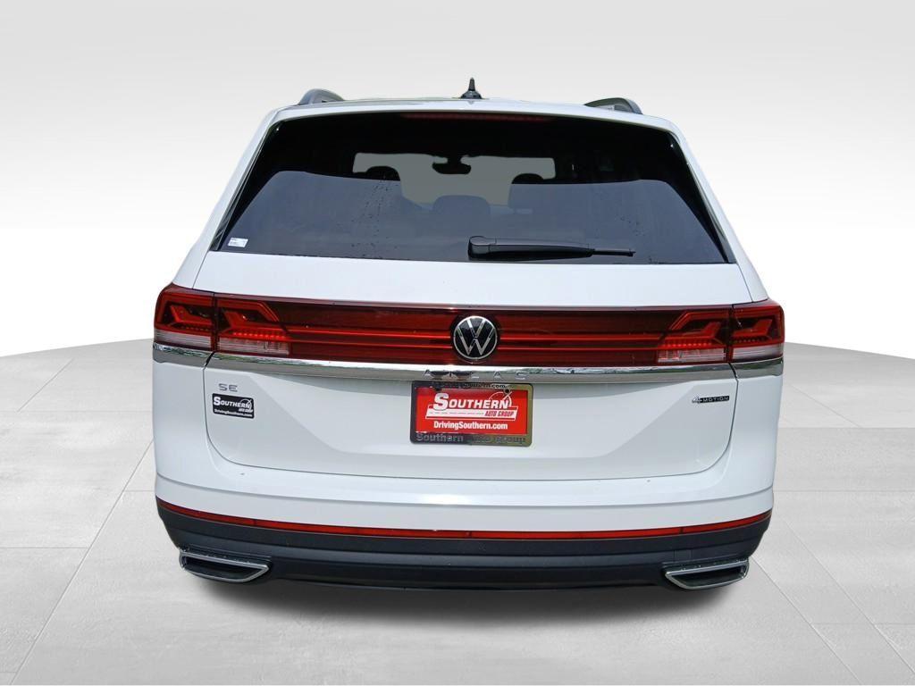 new 2025 Volkswagen Atlas car, priced at $38,993