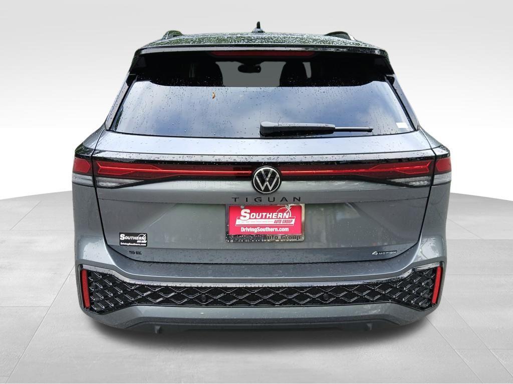 new 2025 Volkswagen Tiguan car, priced at $38,100
