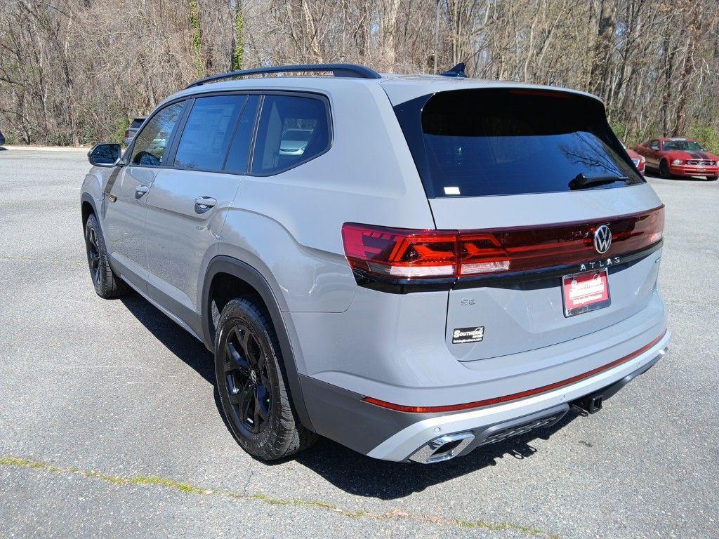 new 2025 Volkswagen Atlas car, priced at $45,771