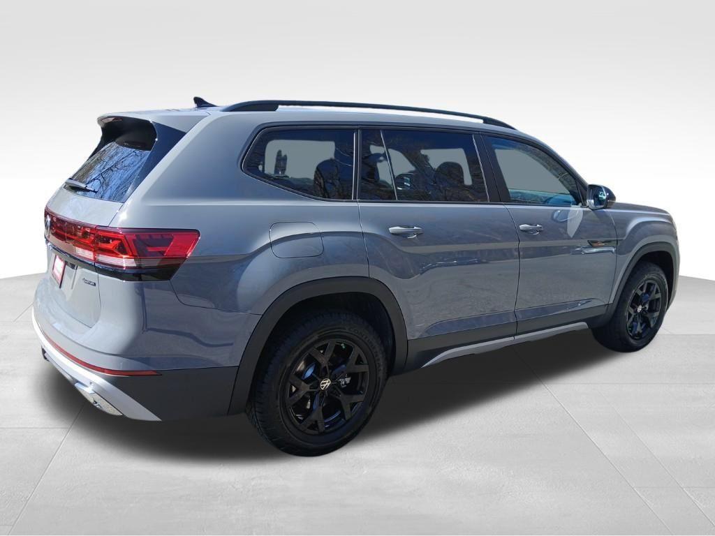new 2025 Volkswagen Atlas car, priced at $45,771