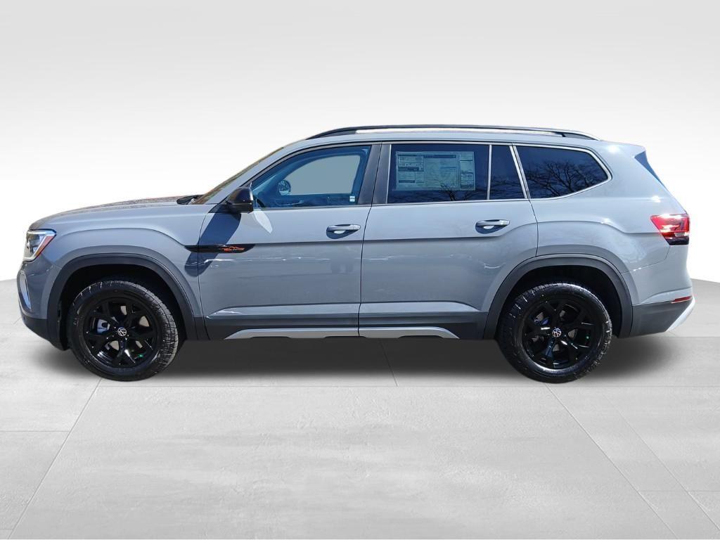 new 2025 Volkswagen Atlas car, priced at $45,771