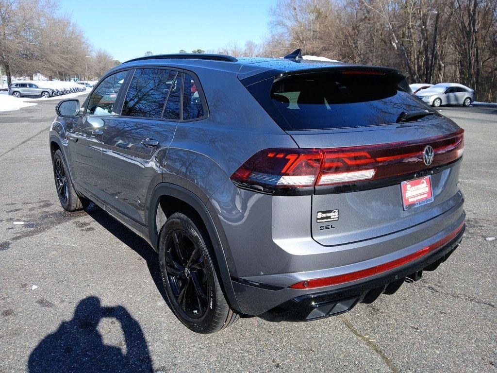 new 2025 Volkswagen Atlas Cross Sport car, priced at $48,237