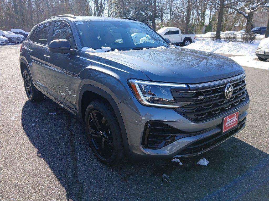 new 2025 Volkswagen Atlas Cross Sport car, priced at $48,237