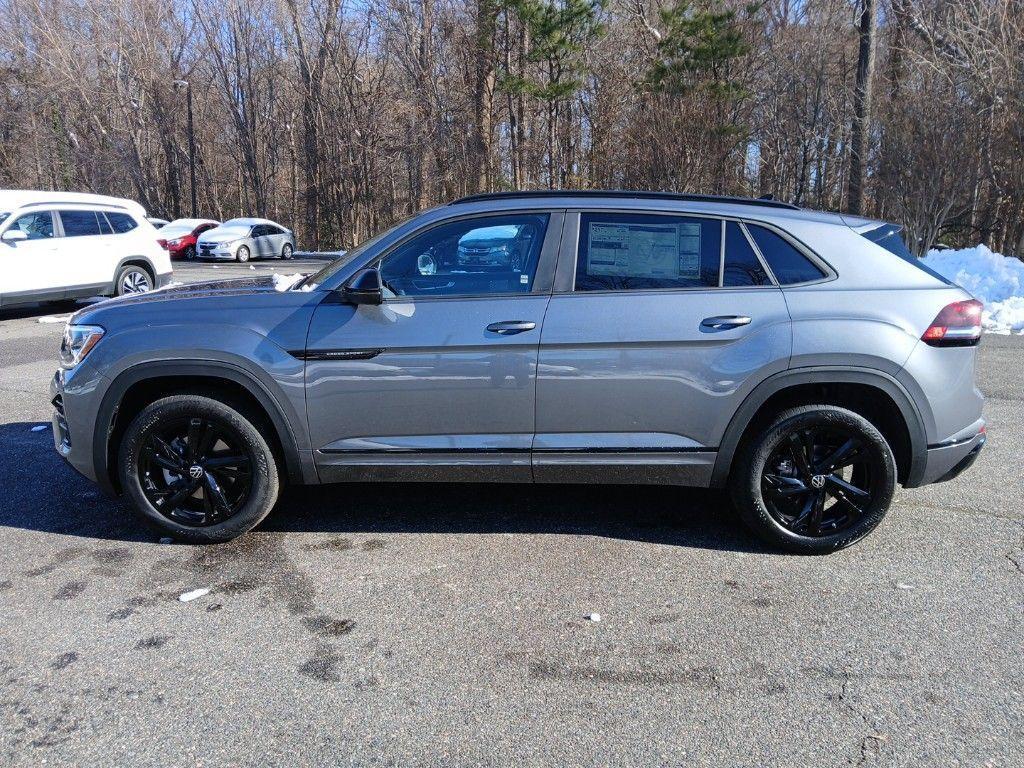 new 2025 Volkswagen Atlas Cross Sport car, priced at $48,237