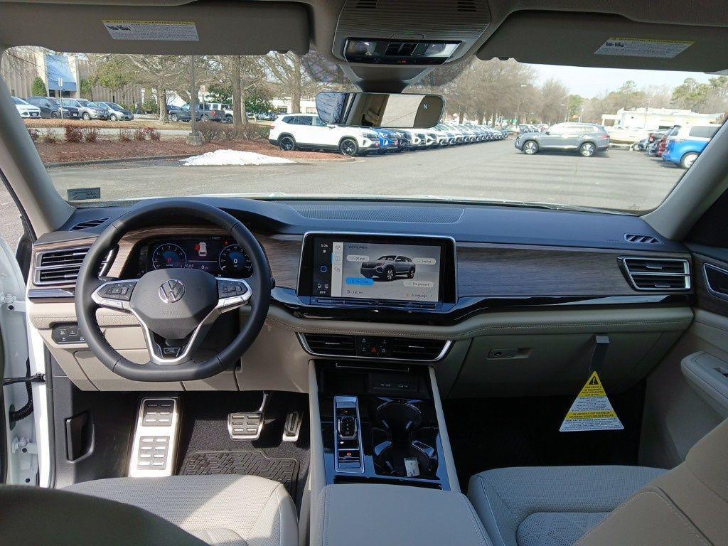 new 2025 Volkswagen Atlas car, priced at $54,651