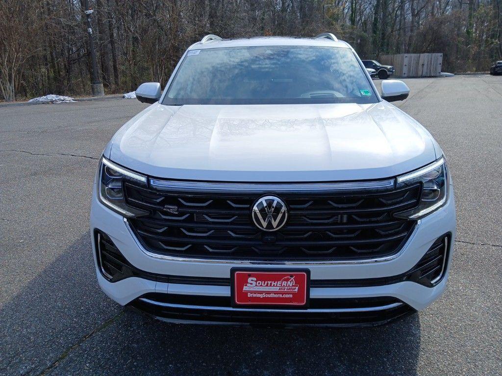 new 2025 Volkswagen Atlas car, priced at $54,151