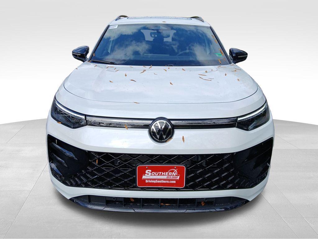 new 2026 Volkswagen Tiguan car, priced at $38,425