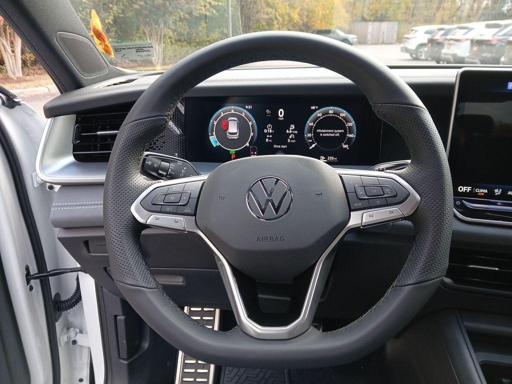 new 2026 Volkswagen Tiguan car, priced at $38,425