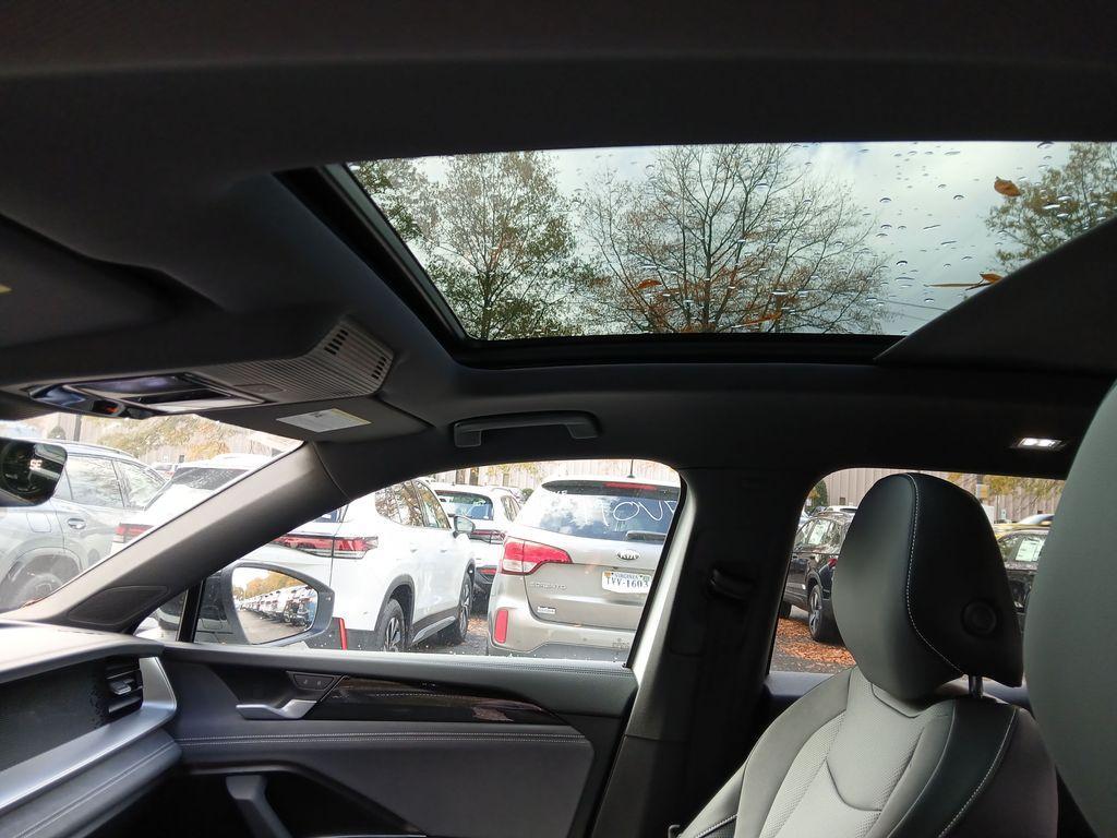 new 2026 Volkswagen Tiguan car, priced at $38,425