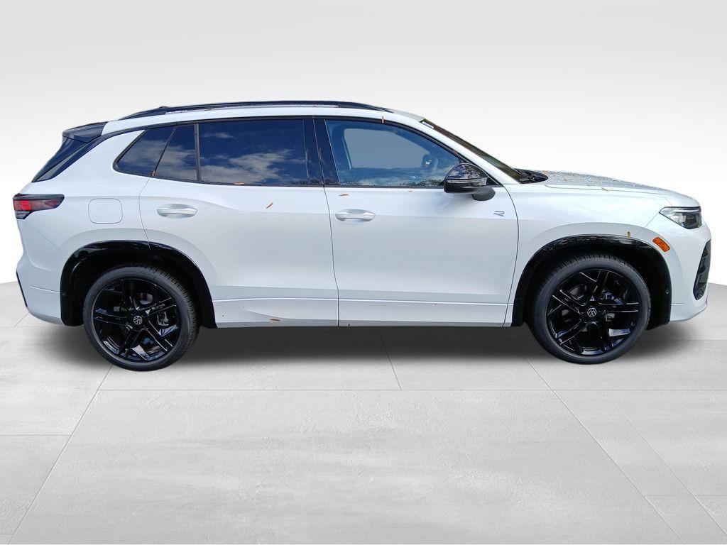 new 2026 Volkswagen Tiguan car, priced at $38,425