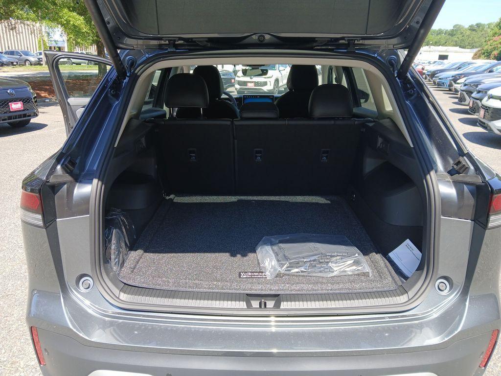 new 2025 Volkswagen Tiguan car, priced at $31,334