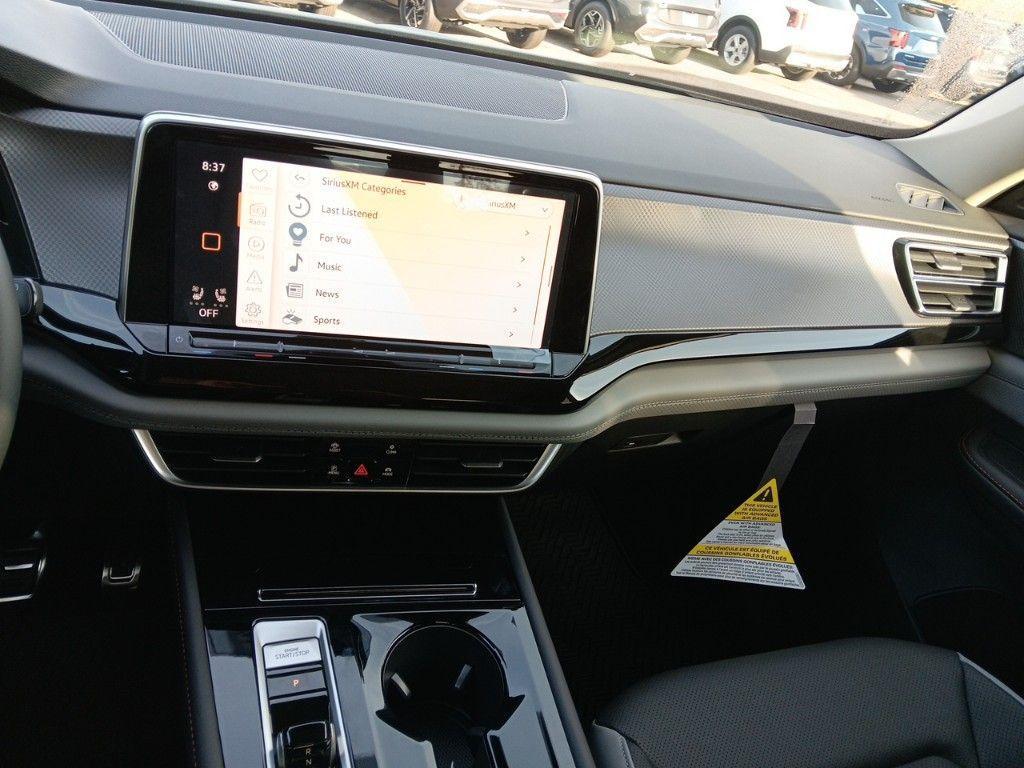 used 2025 Volkswagen Atlas car, priced at $44,550