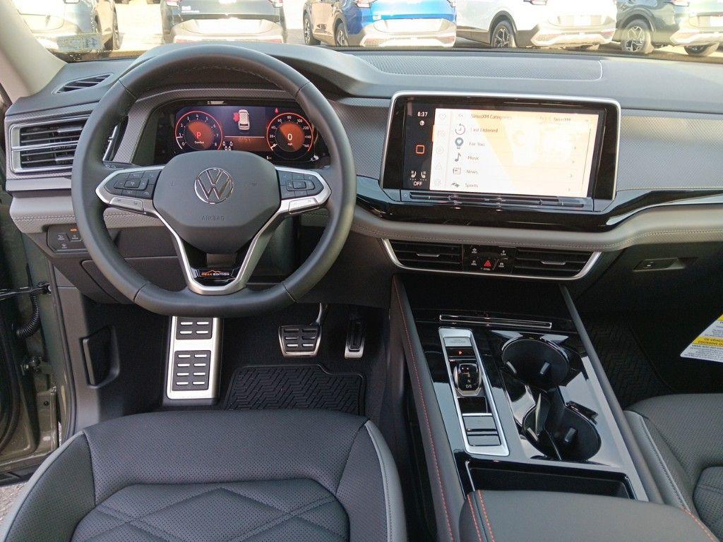 used 2025 Volkswagen Atlas car, priced at $44,550