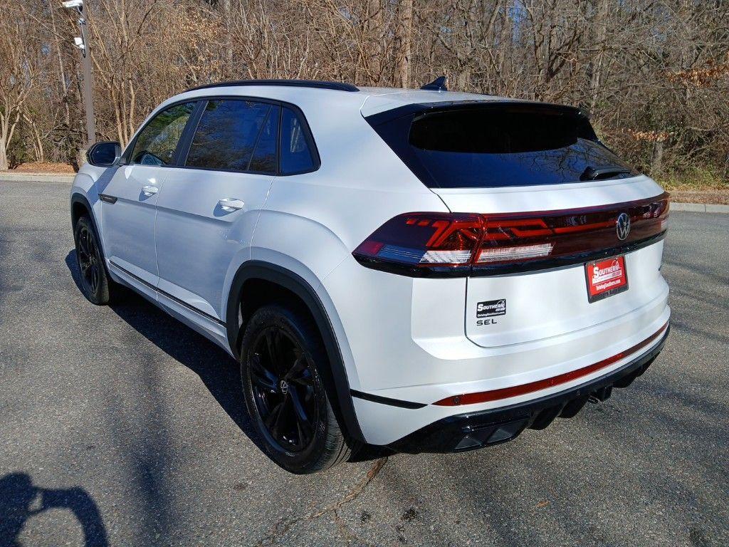 new 2025 Volkswagen Atlas Cross Sport car, priced at $48,674