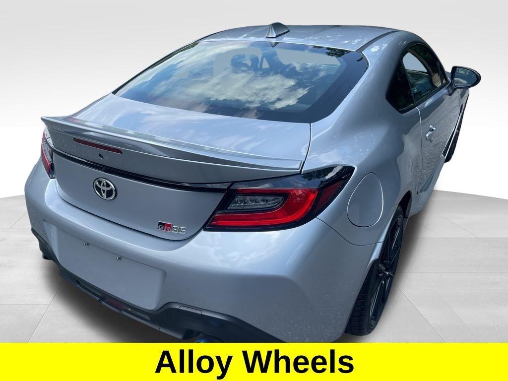 used 2023 Toyota GR86 car, priced at $30,737