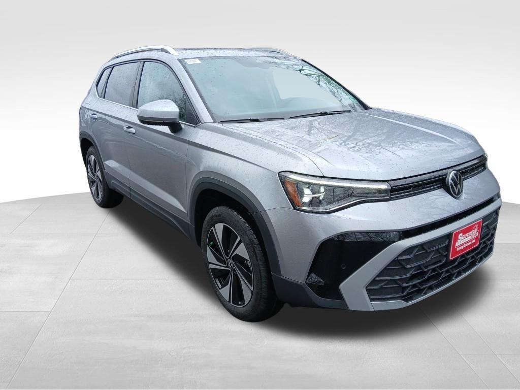 new 2025 Volkswagen Taos car, priced at $29,142