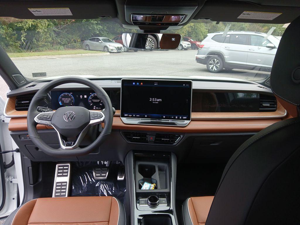 new 2025 Volkswagen Tiguan car, priced at $42,031